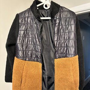 Women's Fleece Jacket.